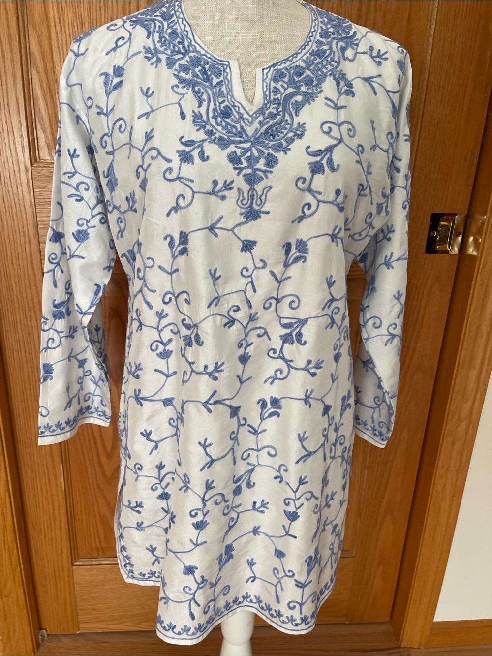 Embroidered White & Blue Tunic Top - Women